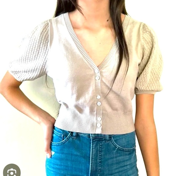 Z Supply Sweaters - Z Supply Cream Puff Sleeve Crop Sweater L